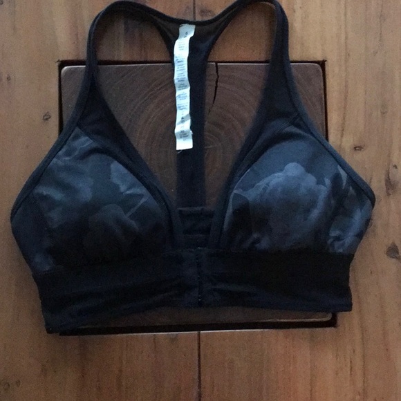 lululemon front closure bra